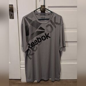 Reebok men's short sleeve grey & black T-shirt XL